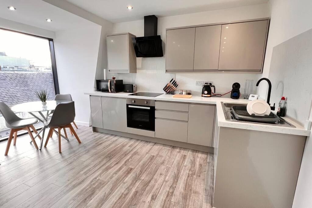 Top Floor Gem In Liverpool City Centre Apartman Kültér fotó