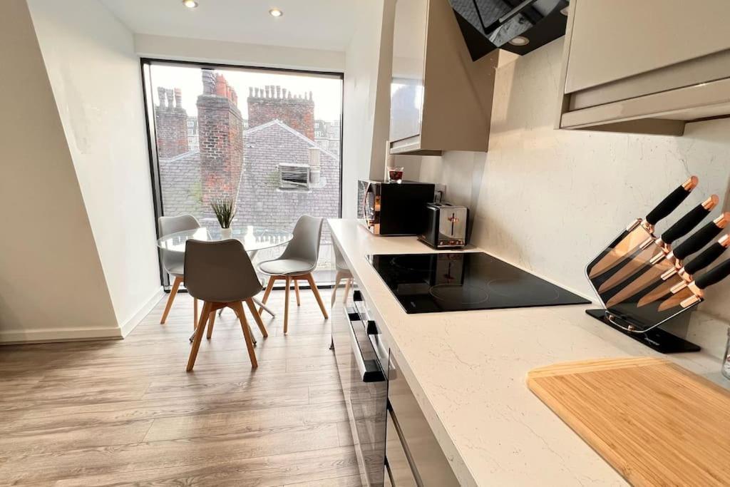 Top Floor Gem In Liverpool City Centre Apartman Kültér fotó